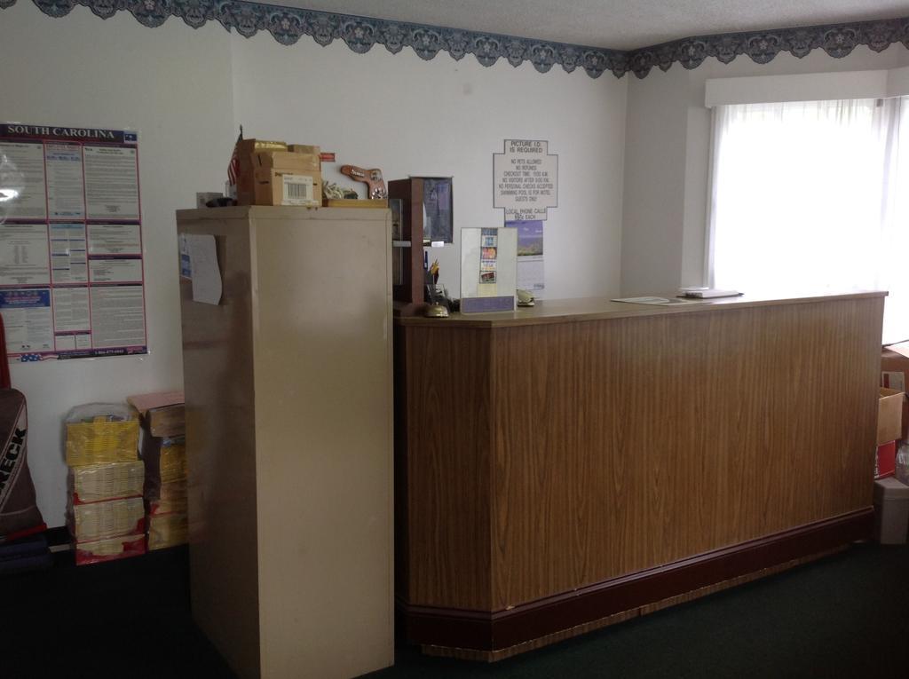 Deluxe Inn Камден Экстерьер фото