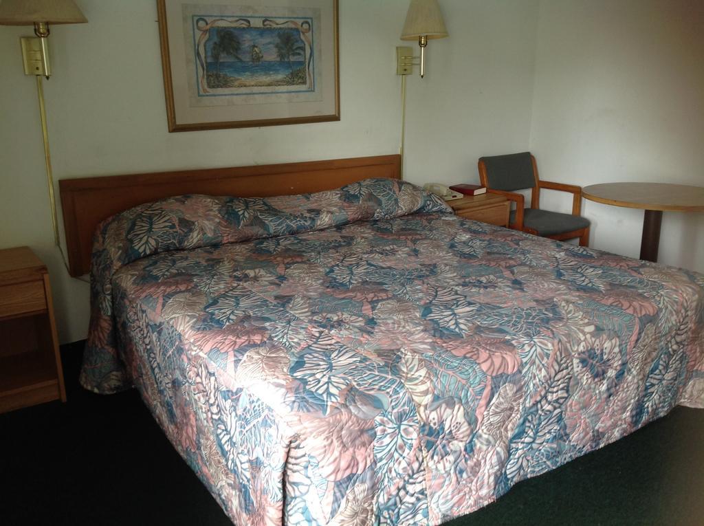 Deluxe Inn Камден Номер фото
